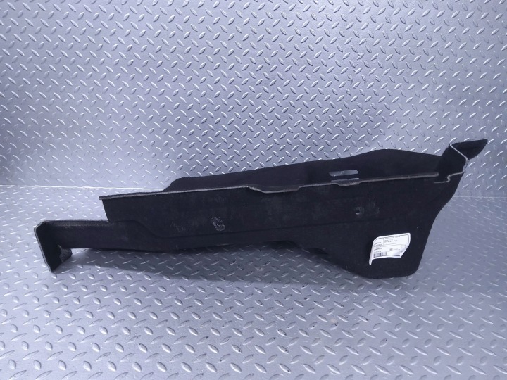 COLLECTEUR COUVERCLES DE COFFRE DROITE CÔTÉ MERCEDES-BENZ A W177 A1776901000