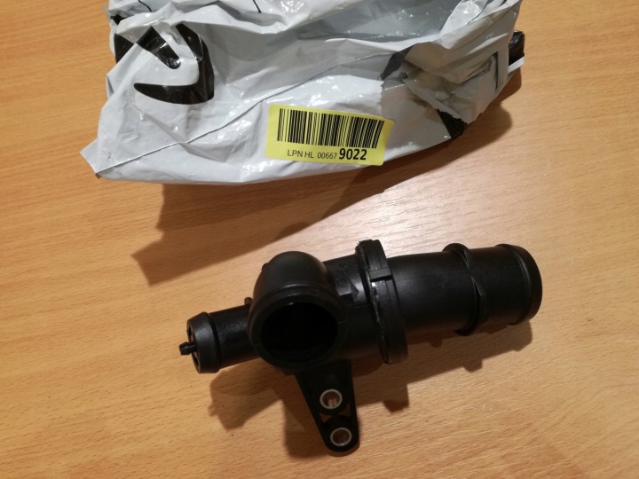 THERMOSTAT MERCEDES A-KLASA, B-KLASA 05-
