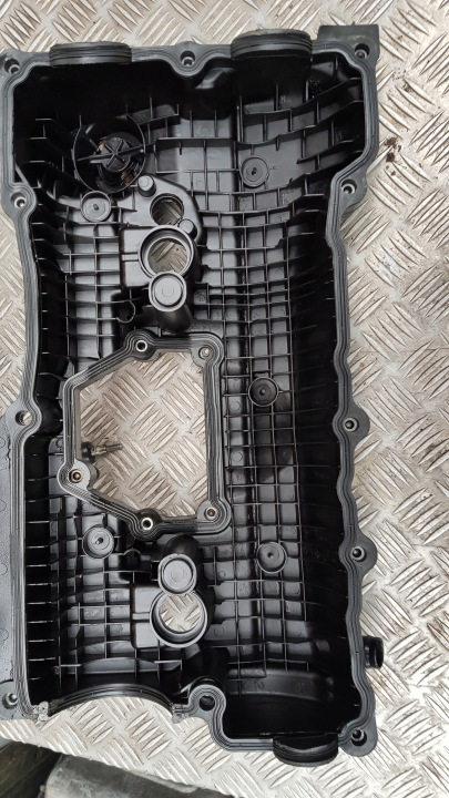 BMW OE 7506728 COUVERCLE DE SOUPAPES