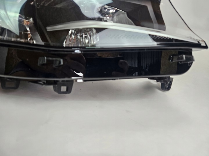 VW TRANSPORTER T7 MUTIVAN PHARE PROJECTEUR COMPLET LED DROITE 12033060000