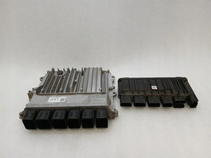 BMW 4 M4 G82 G22 ENGINE ECU 5A53262 ENGINE CONTROL UNIT S58B30