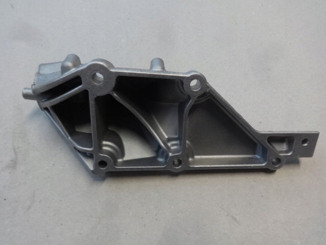 MERCEDES POIGNÉE MOTEUR 278 A2782236704