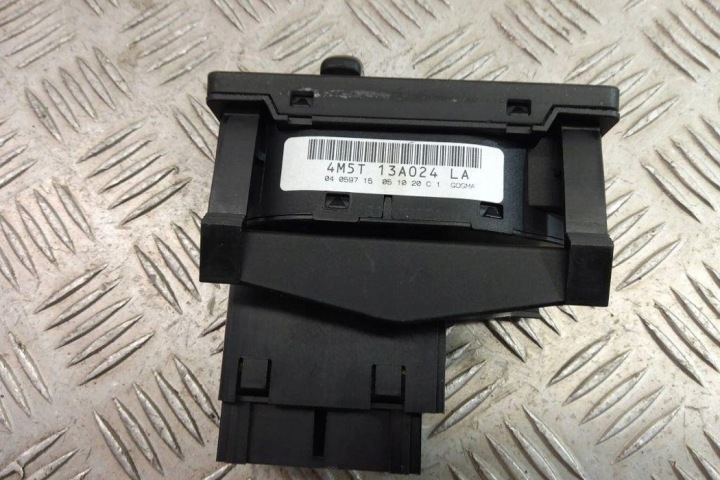 COMMUTATEUR FEUX FORD FOCUS C-MAX 4M5T13A024LA 2.0L DIESEL 100KW 2006