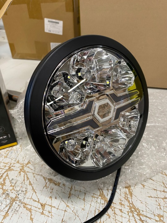 PROJECTEUR FEUX UNIVERSEL L/P ROND BLADE LED 12/24V 36W AVEC