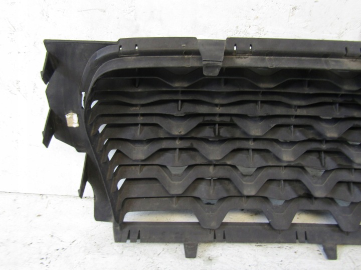 DACIA DUSTER II GRILLE PARE-CHOCS AVANT 622545490R