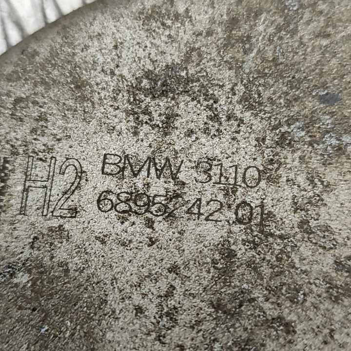 BMW I4 2022 DROITE CÔTÉ INFÉRIEUR BRAS DE SUSPENSION AVANT
