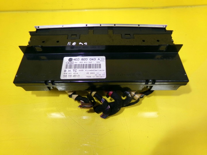 PANNEAU COMMANDE CONDUIT D'AIR AUDI A8 D3 2004 4E0820043A NR279