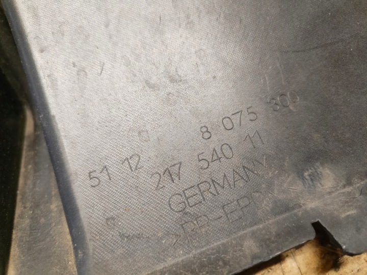 DIFFUSEUR DOUBLURE PARE-CHOCS ARRIÈRE BMW 8 G16 51128075300