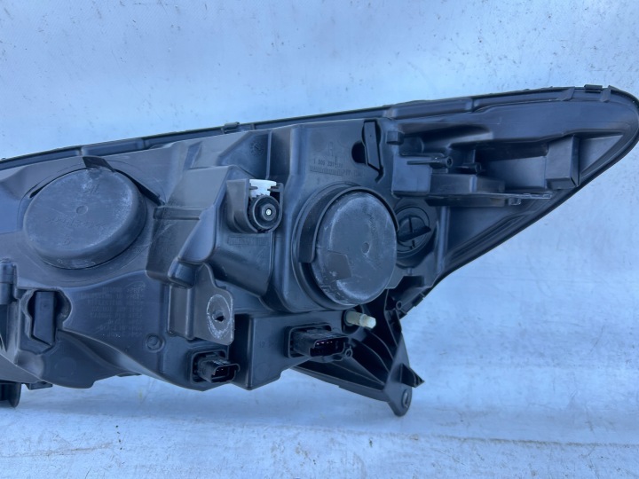 RENAULT CAPTUR 13-20 PHARE DROITE 260105066R ORIGINAL EUROPE