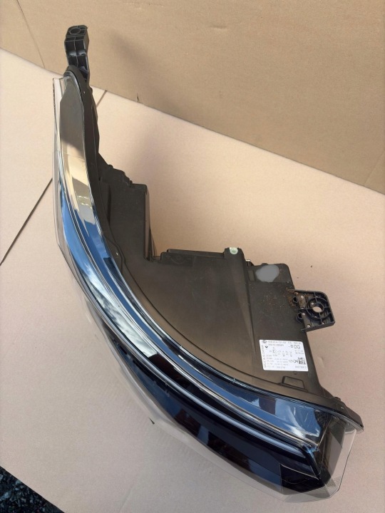 PHARE DROITE DROIT AVANT AVANT RENAULT TRAFIC 4 IV 260102899R COMPLET LED