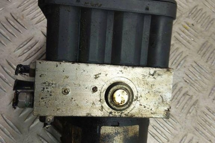 POMPE ABS FORD FOCUS C-MAX 10096001193 2.0L DIESEL 100KW 2006