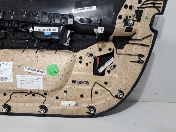 BMW 7 G11 G12 2015 AVANT CÔTÉ GAUCHE CARDAN BRODERIE PORTES AVANT