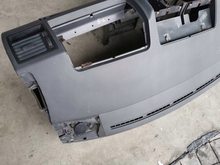 TABLEAU DE BORD CONSOLE VW TRANSPORTER T5 03-