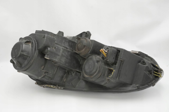 PHARE AVANT DROITE VW GOLF V 1K6941032