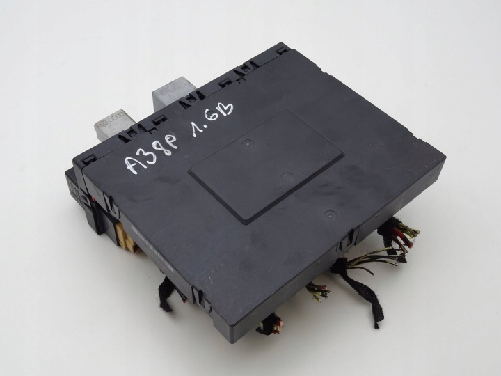 MODULE CONTRÔLEUR CONFORT AUDI A3 8P 8P0907279A NR40