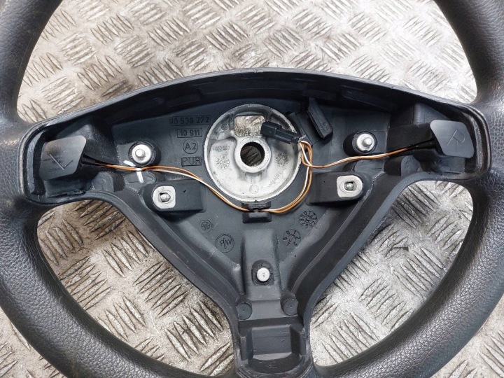 VOLANT COUSSIN AGILA A ASTRA G ZAFIRA A 90538272 90437771