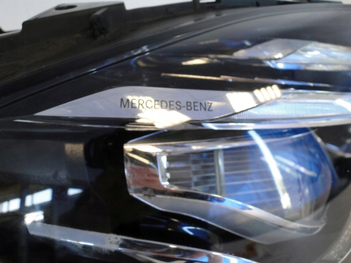 MERCEDES PHARE AVANT DROITE A2139064004 E CLASSE 213 LED HIGH PERFORMANCE