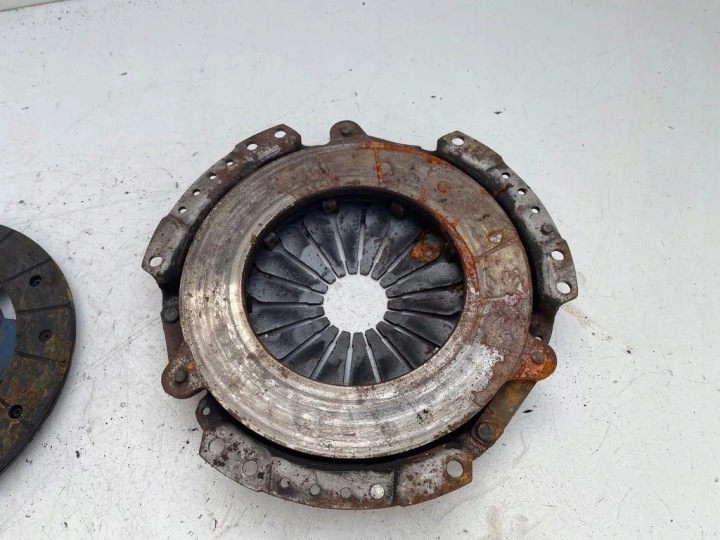 DISQUE ADHÉRENCE ADHÉRENCE TOYOTA AVENSIS (_T22_) A0907 1.79L GASOLINE 95KW