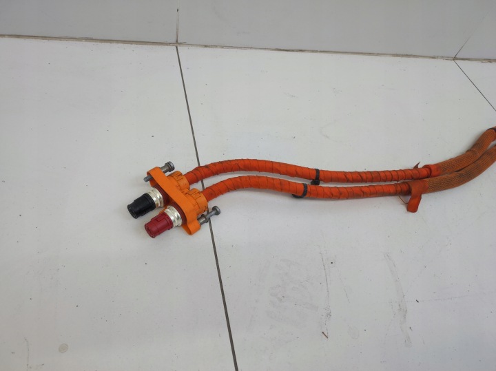 CÂBLE LADOWANIA AUDI E-TRON 4KE971015A
