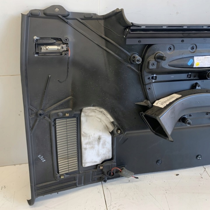 GARNITURE COLLECTEUR DROIT ARRIÈRE VW T5 7H MULTIVAN 06R