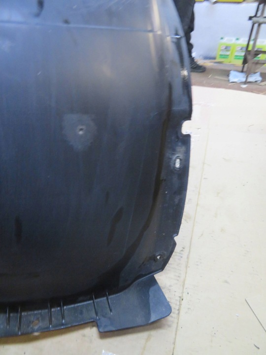 PASSAGE DE ROUE VW CADDY IV DROIT AVANT 2K7805912A