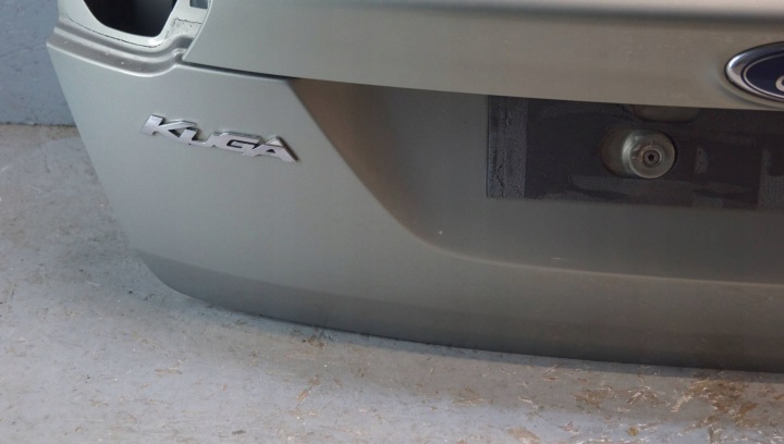 FORD KUGA MK1 COUVERCLES DE COFFRE ARRIÈRE P8 (K830)