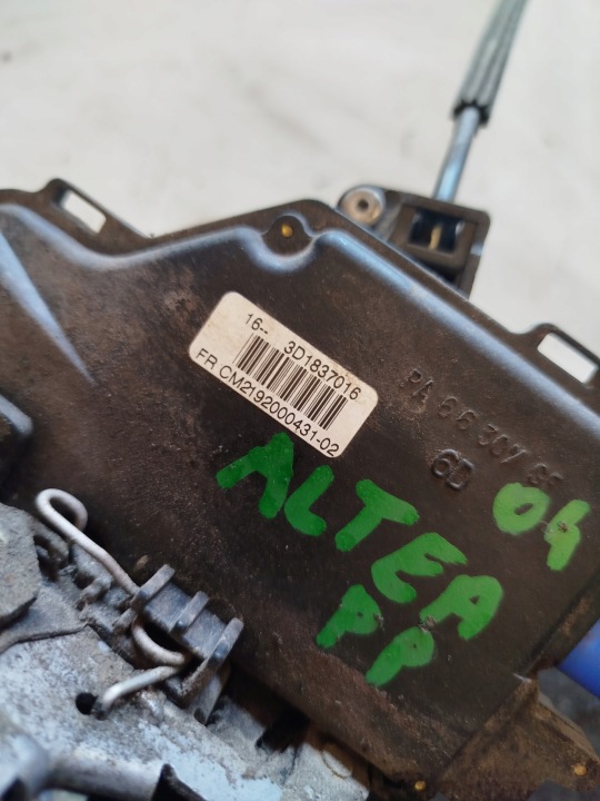 SERRURE DE PORTE DROIT AVANT SEAT ALTEA 04R 3D1837016