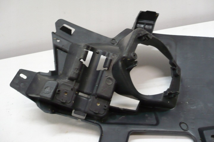 RENAULT MEGANE III 3 08-11 FIXATION GLISSIÈRE PARE-CHOCS GAUCHE AVANT