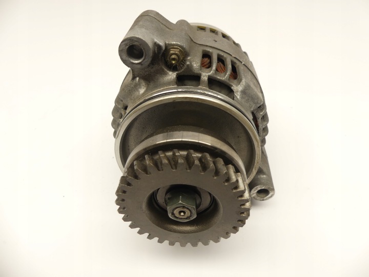 ALTERNATEUR SUZUKI GSF 600 BANDIT 00-05 PRADNICA 31400-03F02
