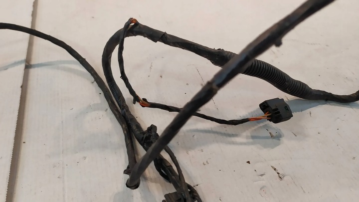 GLISSIÈRE FIXATION PARE-CHOCS AVANT FAISCEAU DE CÂBLES CITROEN C5 III