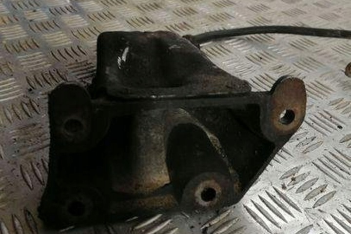 GAUCHE POIGNÉE MOTEUR BMW 5 TOURING (E61) 6771072 2.99L DIESEL 170KW 2009