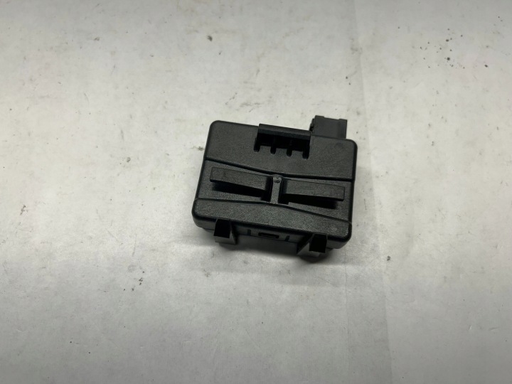 CHEVROLET CAMARO MODULE BEZKLUCZYKOWY (KESSY) 13523281 2020 2000CM3