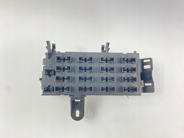 BOÎTE FUSIBLES CHÂSSIS MERCEDES W140 C140 1405451701 1405454840