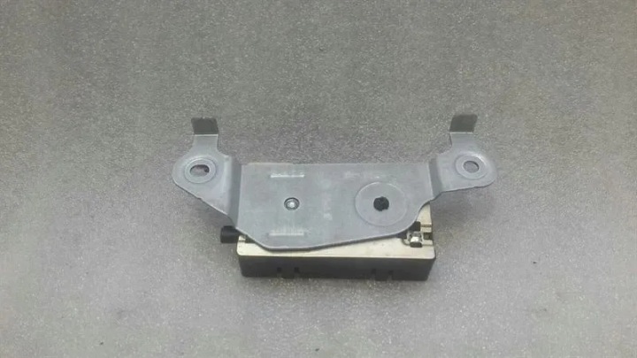 MERCEDES E CLASS W238 AERIAL ANTENNA A2059051205 ANTENNA
