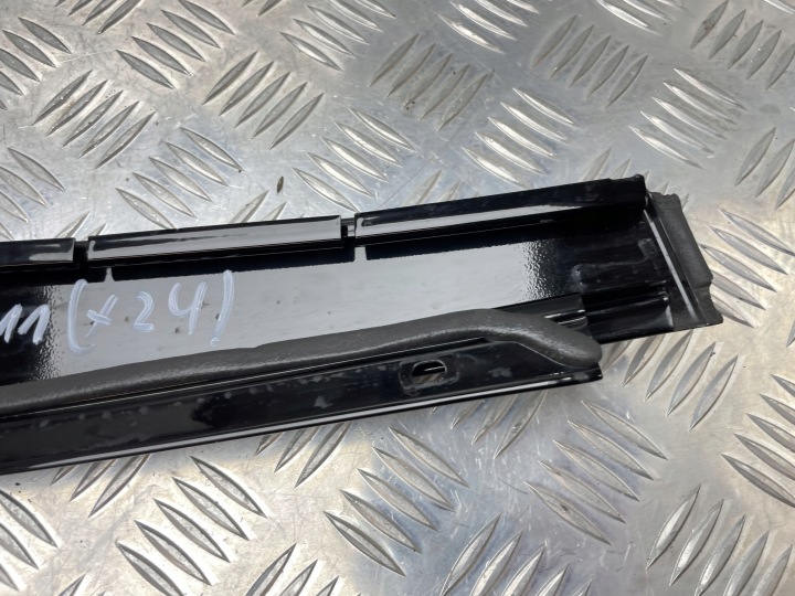 BMW F10 F11 PROTECTION MONTANTS PORTES DROIT ARRIÈRE 7209716