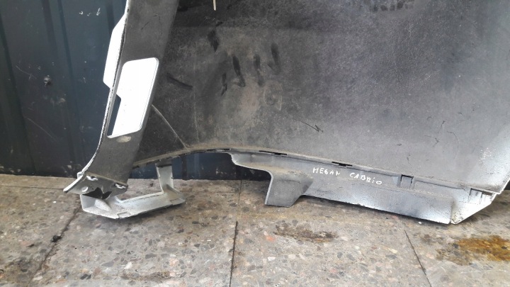 851210003R PARE-CHOCS ANGLE GAUCHE ARRIÈRE RENAULT MEGAN