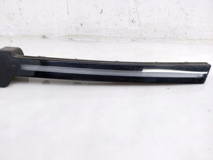 VOLKSWAGEN ID.3 2023 GAUCHE CÔTÉ PHARE LED VERS CONDUITE DIURNE
