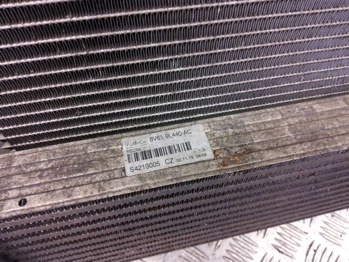 FORD KUGA II 2013 RADIATEUR ENSEMBLE