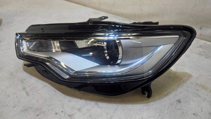PHARE GAUCHE DROITE AVANT AUDI A6 C7 XÉNON ROTATIF 4G0941032C 4G0941031C