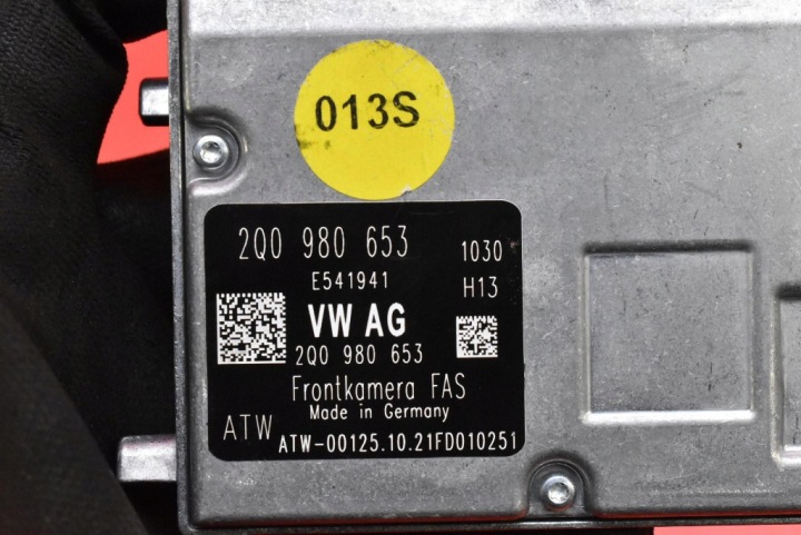 CAMÉRA AVANT AVANT ASSISTANT COURROIE CONDUCTEUR 2Q0980653 VW PASSAT B8 19-21