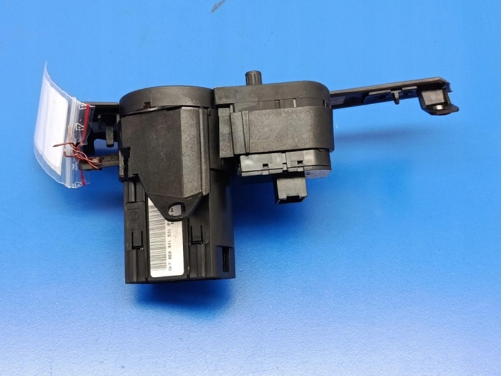AUDI A4 B6 COMMUTATEUR COMMUTATEUR FEUX 8E0941531