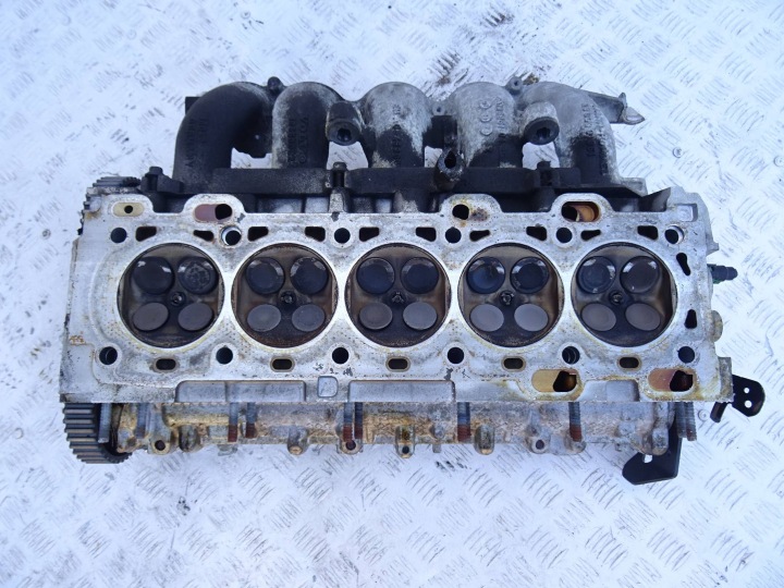 CULASSE MOTEUR VOLVO C70 V50 S40 C30 B5244S