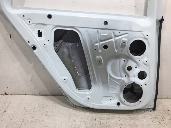 PORTES GAUCHE ARRIÈRE GAUCHE ARRIÈRE SKODA OCTAVIA III UNIVERSEL 12-20 5E9833311