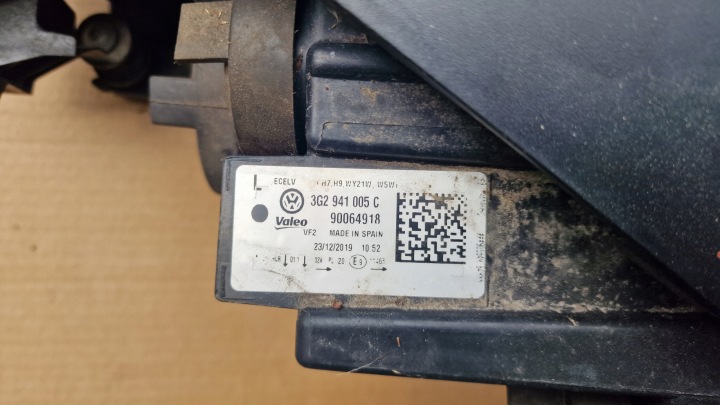 PHARE GAUCHE DROITE AVANT COMPLÈTE POUCES VW PASSAT B8 3G2941006B 3G2941005C UK