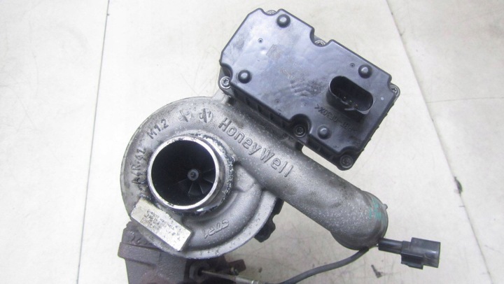 SSANGYONG TIVOLI 1.6 TURBOCOMPRESSEUR A673090080 14-