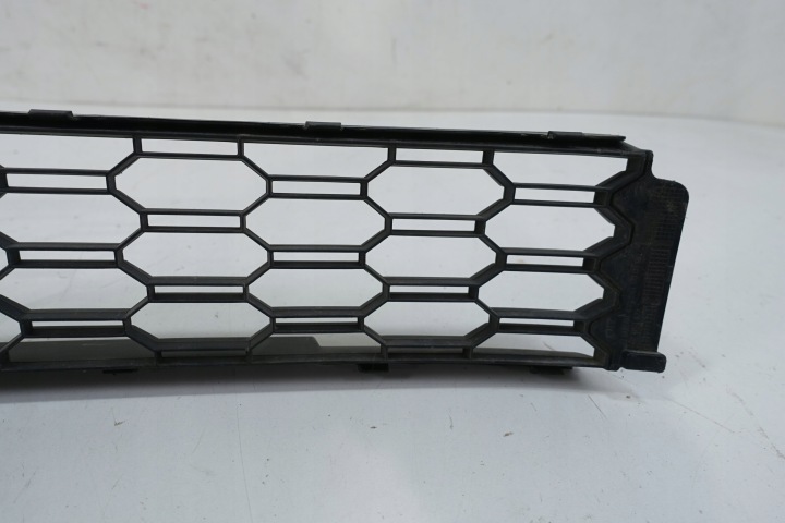 SKODA SCALA 2018- CALANDRE GRILLE CENTRALE PARE-CHOCS AVANT 657853677