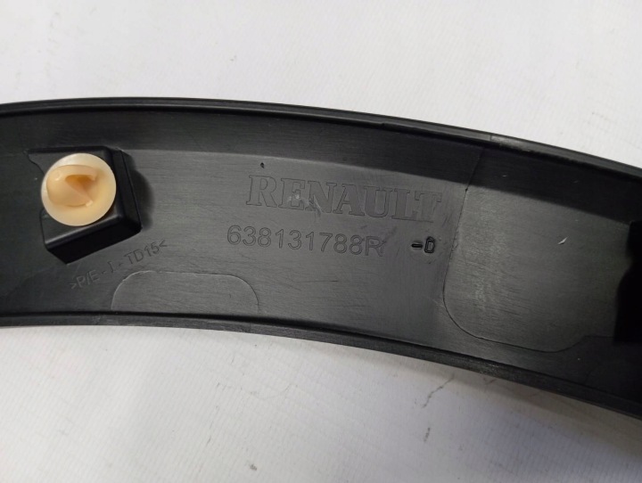 RENAULT CAPTUR 13- MOULURE DROITE GARDE-BOUE AVANT 638131788R