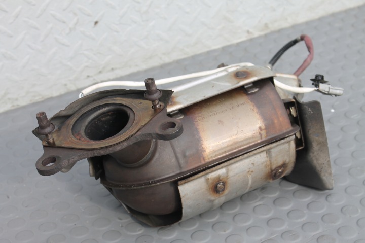 CATALYSEUR SONDES 208A07923R H8201164271 NISSAN PULSAR 1.2 DIG-T