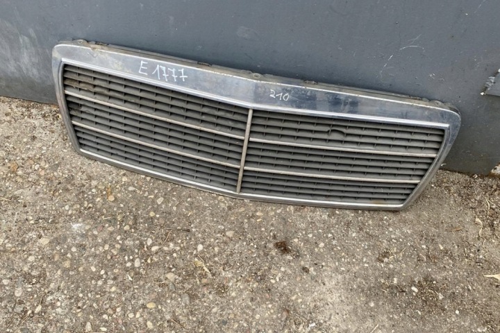 GRILLE AUDI 100 (5000) 2108880023 GASOLINE 1996