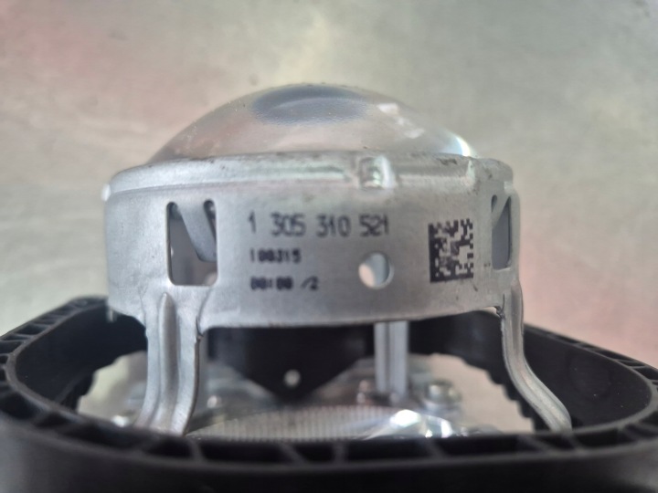 LENTILLE VIRAGE XÉNON PETIT MOTEUR SKODA OCTAVIA III AUDI A4 B8 1307022876